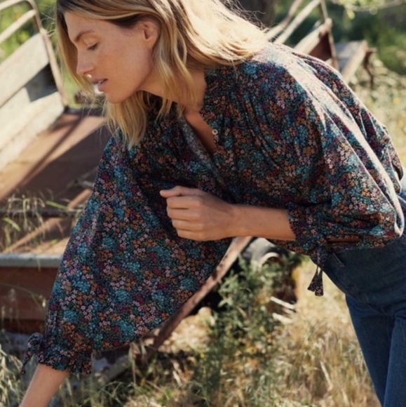 Doen Tops - Doen Rose Top Navy Lady Bird Floral Size XS